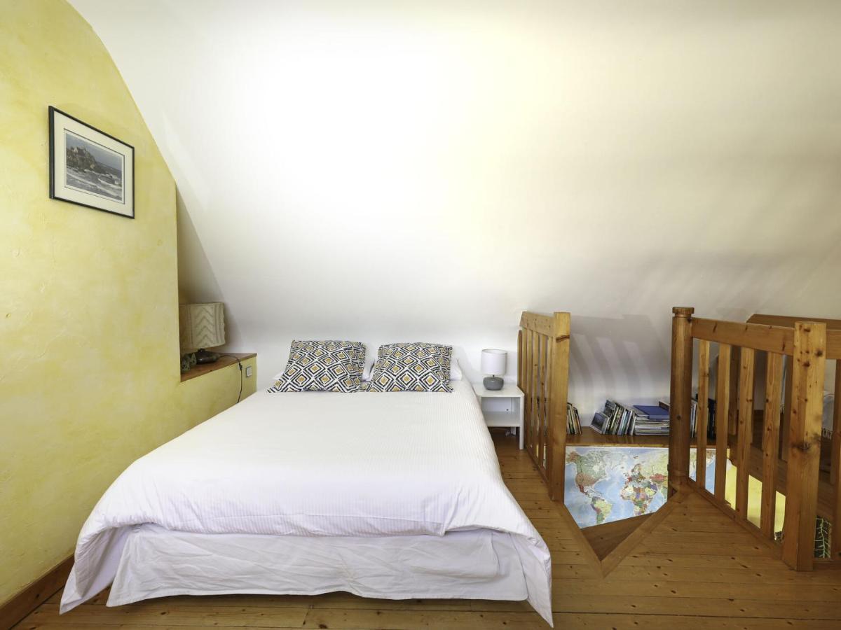 Bright Cottage In A Quiet Location, Near The Coast, Sibiril Kültér fotó