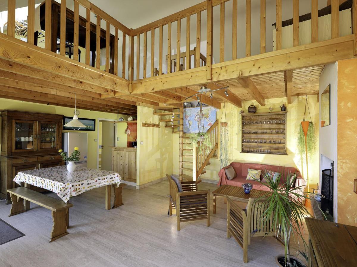 Bright Cottage In A Quiet Location, Near The Coast, Sibiril Kültér fotó